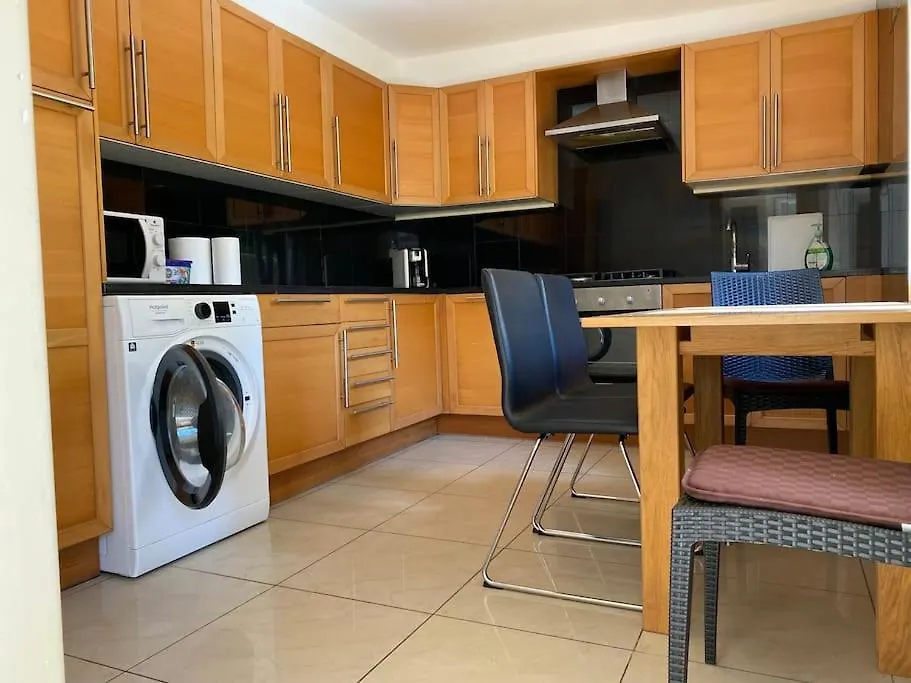 Terraced House Near The Sea Apartment Livorno