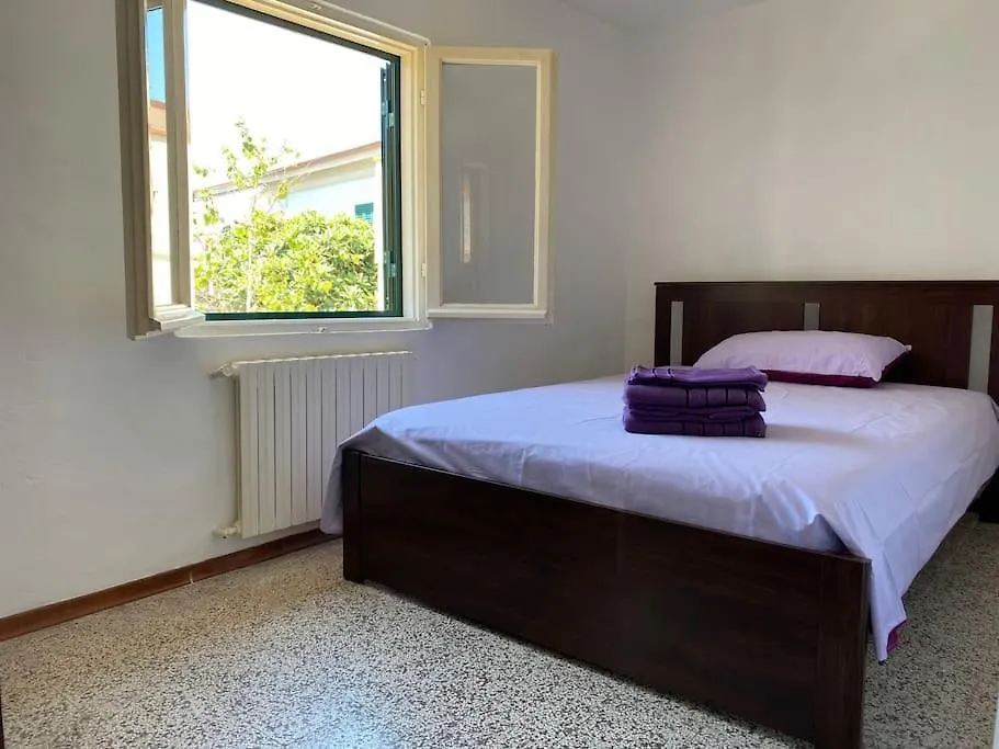 Terraced House Near The Sea Apartment Livorno 0*,  Italy